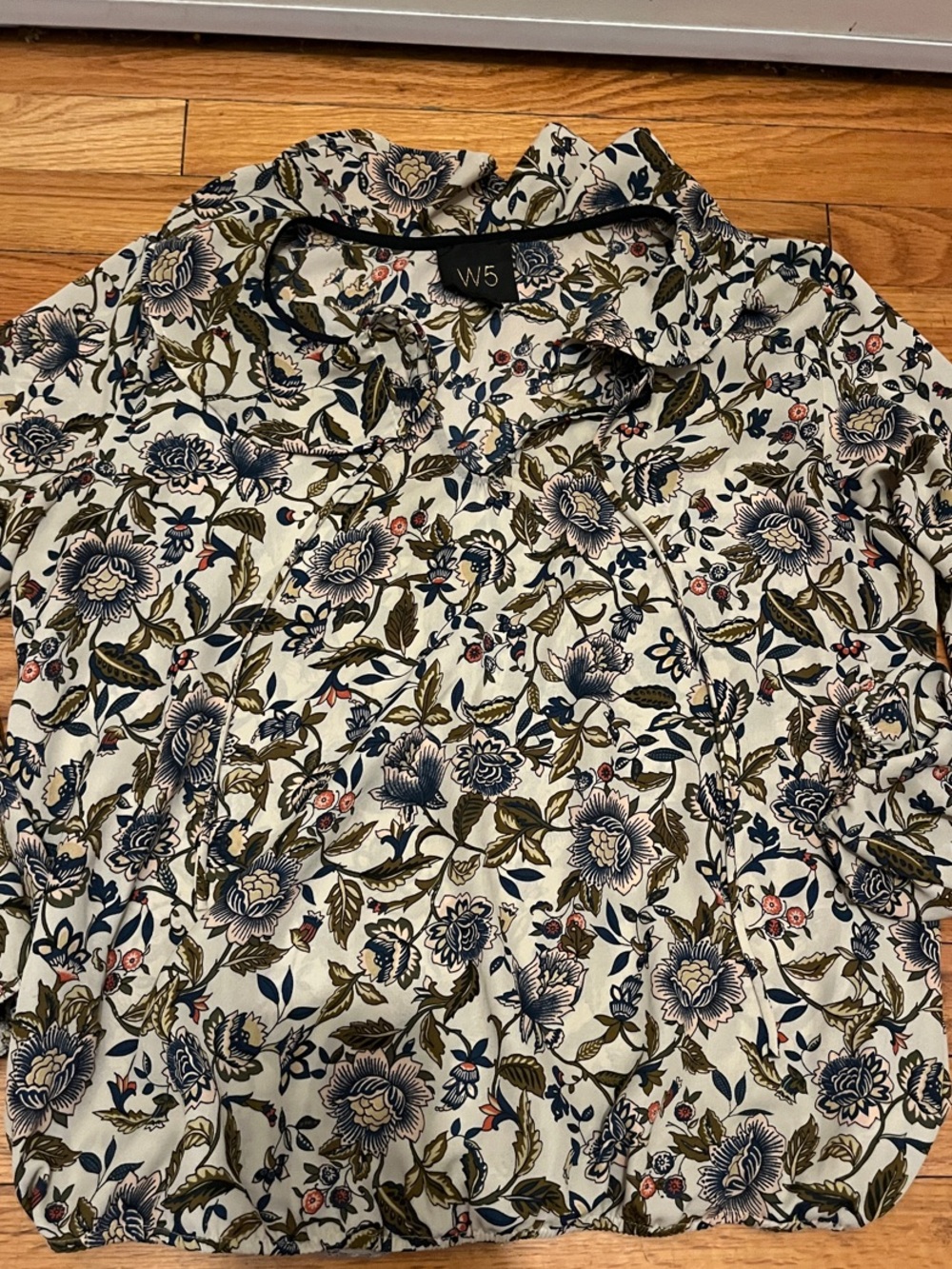 W5 Floral Button-Front Blouse in Cream, Olive, Navy